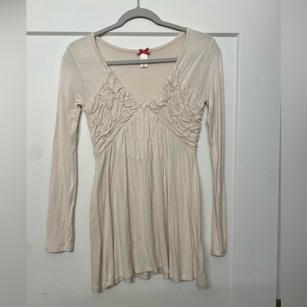 DownEast Cream Top with Red Bow Accent